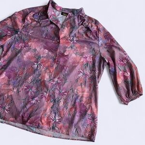 Floral Button-Up Blouse 1970’s
